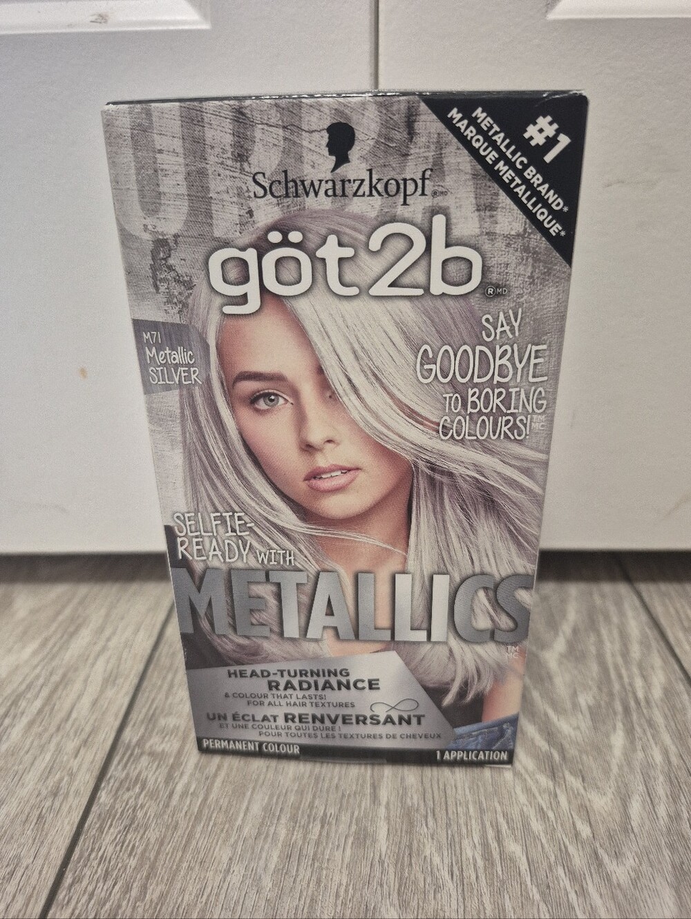 Schwarzkopf Got2b Metallics Permanent Hair Dye Color M71 Metallic Silver NEW